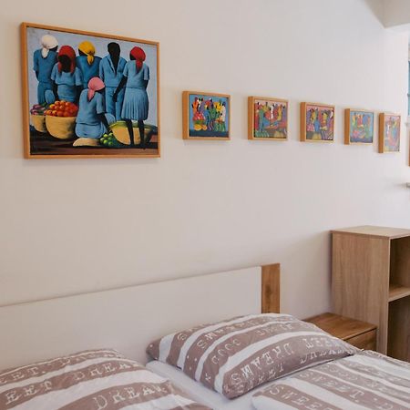 Budget Dbl Studio Free Breakfast Ljubljana Exteriör bild